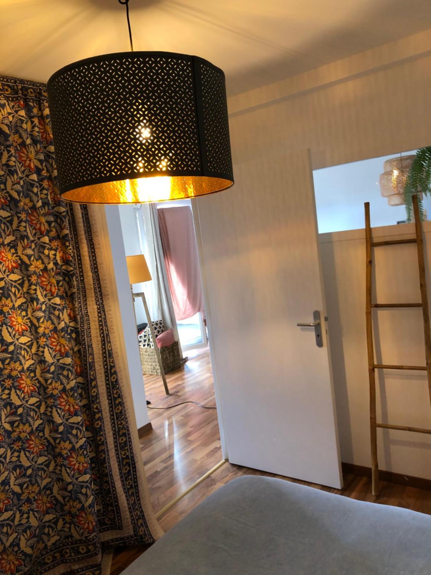 Bel Appartement Nimois Au Calme Avec Balcon Ним Экстерьер фото